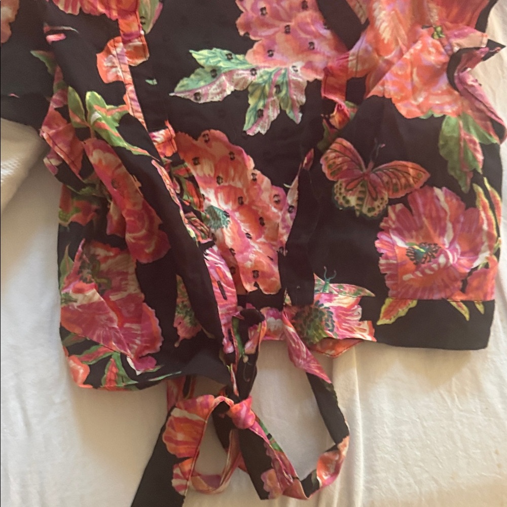 Banjanan Black Floral Tie-Front Top - Picture 5 of 6